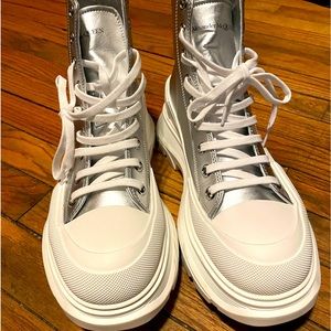 Alexander McQueen Treadslick Boot